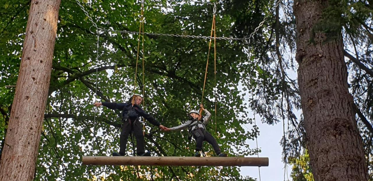 Willa Fairburn Activity Centre Contin Zewnętrze zdjęcie